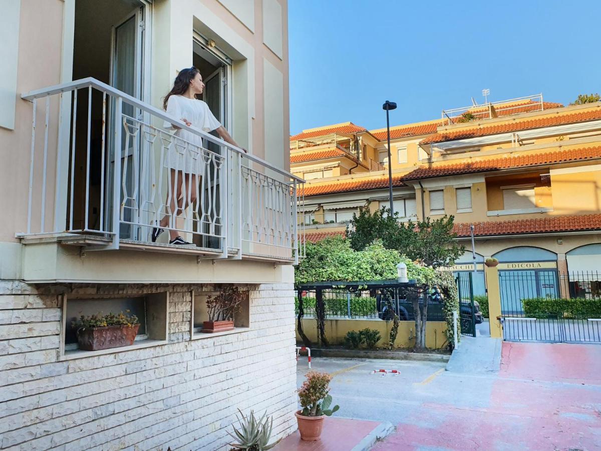 里贾瑞公寓式酒店 博尔焦韦雷齐 外观 照片